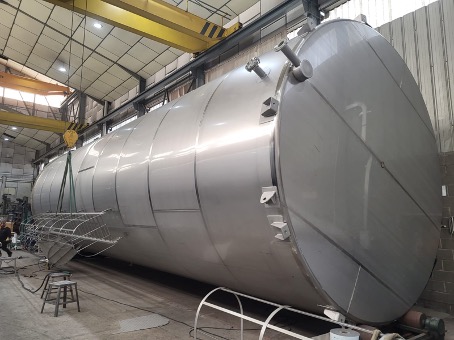 Cuve de stockage des eaux usées de produits chimiques